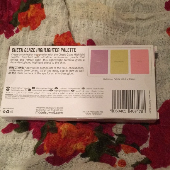 ModelsOwn CheatDay CheekGlaze Highlighter  Palatte - Picture 3 of 6